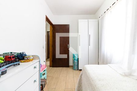 Casa à venda com 100m², 3 quartos e 2 vagasQuarto 2