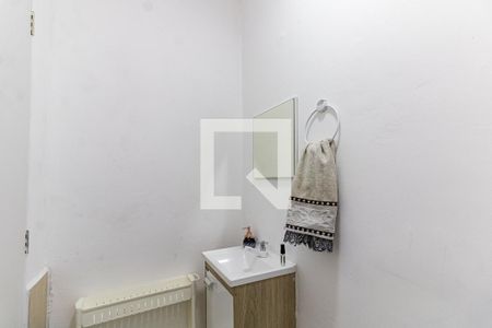 Casa à venda com 100m², 3 quartos e 2 vagasLavabo