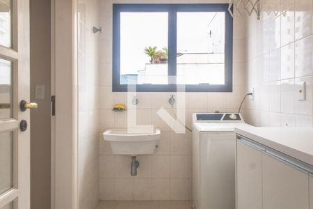 Apartamento para alugar com 319m², 4 quartos e 2 vagas Apartamento para alugar com 319m², 4 quartos e 2 vagasÁrea de Serviço