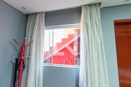 Casa à venda com 100m², 2 quartos e 2 vagasQuarto Suíte