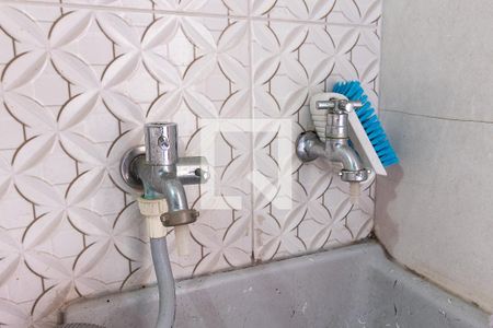 Casa à venda com 100m², 2 quartos e 2 vagasLavanderia (Torneira)