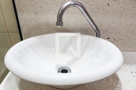 Casa à venda com 218m², 4 quartos e 6 vagas Casa à venda com 218m², 4 quartos e 6 vagasBanheiro da Suíte 2 Detalhe