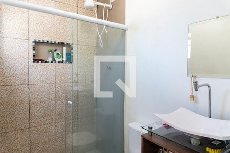 Casa à venda com 218m², 4 quartos e 6 vagas Casa à venda com 218m², 4 quartos e 6 vagasBanheiro da Suíte