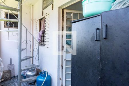Casa à venda com 218m², 4 quartos e 6 vagas Casa à venda com 218m², 4 quartos e 6 vagasÁrea de Serviço