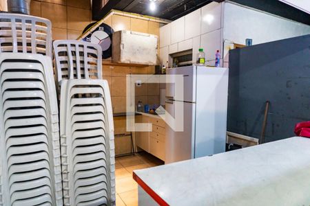 Casa à venda com 218m², 4 quartos e 6 vagas Casa à venda com 218m², 4 quartos e 6 vagasCozinha