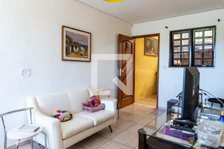 Casa à venda com 218m², 4 quartos e 6 vagas Casa à venda com 218m², 4 quartos e 6 vagasSala/Cozinha