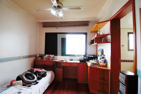 Apartamento à venda com 198m², 4 quartos e 4 vagas Apartamento à venda com 198m², 4 quartos e 4 vagasSuíte 1