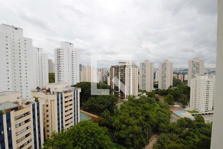 Apartamento à venda com 198m², 4 quartos e 4 vagas Apartamento à venda com 198m², 4 quartos e 4 vagasVista da Suíte 1