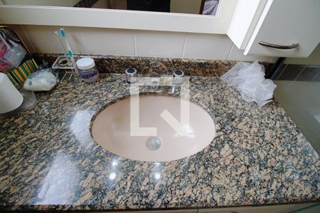Apartamento à venda com 198m², 4 quartos e 4 vagas Apartamento à venda com 198m², 4 quartos e 4 vagasBanheiro da Suíte 1