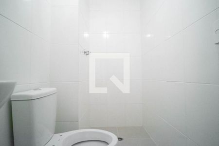 Apartamento à venda com 42m², 2 quartos e sem vaga Apartamento à venda com 42m², 2 quartos e sem vagaBanheiro