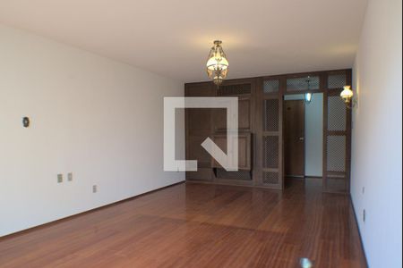 Sala 1 de apartamento para alugar com 4 quartos, 158m² em Cambuí, Campinas