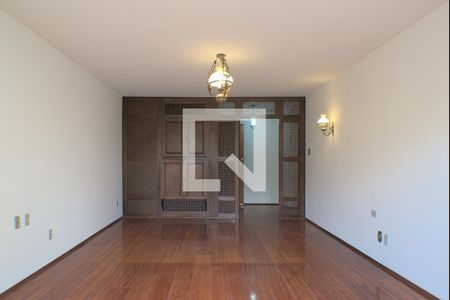 Sala 1 de apartamento para alugar com 4 quartos, 158m² em Cambuí, Campinas