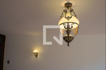 Sala 1 de apartamento para alugar com 4 quartos, 158m² em Cambuí, Campinas