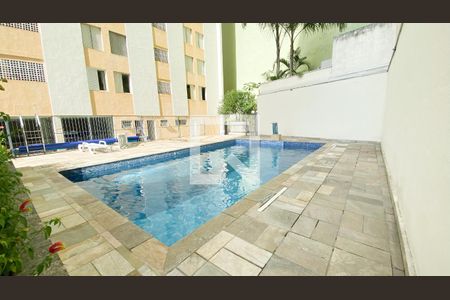 Apartamento à venda com 39m², 1 quarto e sem vaga Piscina