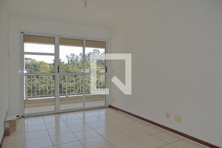 Sala de apartamento para alugar com 2 quartos, 75m² em Jacarepaguá, Rio de Janeiro