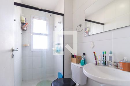 Banheiro de apartamento à venda com 2 quartos, 48m² em Novo Osasco, Osasco