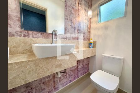 Casa de condomínio à venda com 130m², 3 quartos e 2 vagas Casa de condomínio à venda com 130m², 3 quartos e 2 vagasLavabo