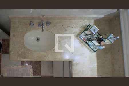 Casa para alugar com 200m², 4 quartos e 4 vagasBanheiro da Suíte 2