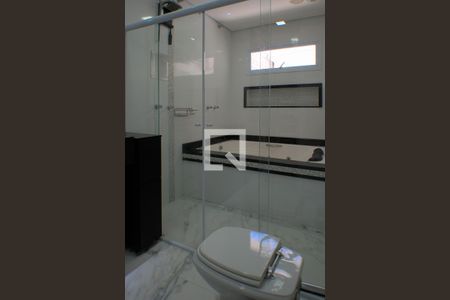 Casa para alugar com 200m², 4 quartos e 4 vagasBanheiro da Suíte 1