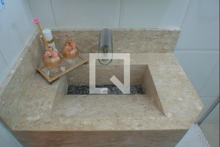 Casa para alugar com 200m², 4 quartos e 4 vagasBanheiro Social