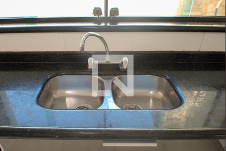 Casa para alugar com 200m², 4 quartos e 4 vagasCozinha