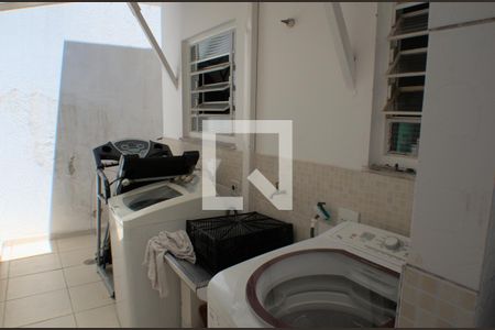 Casa para alugar com 200m², 4 quartos e 4 vagasÁrea de Serviço