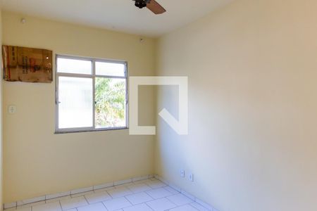 Quarto de casa de condomínio para alugar com 1 quarto, 40m² em Jardim Sulacap, Rio de Janeiro