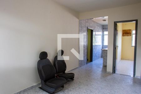 Sala de casa de condomínio para alugar com 1 quarto, 40m² em Jardim Sulacap, Rio de Janeiro