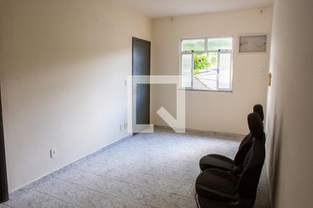 Sala de casa de condomínio para alugar com 1 quarto, 40m² em Jardim Sulacap, Rio de Janeiro