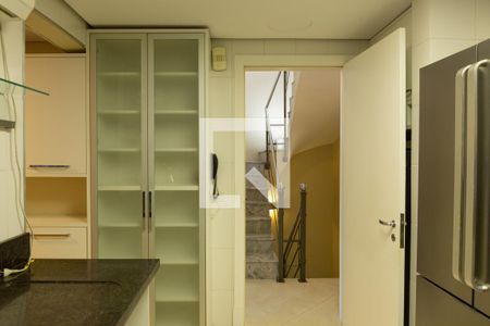 Casa de condomínio à venda com 228m², 3 quartos e 3 vagas Casa de condomínio à venda com 228m², 3 quartos e 3 vagasCozinha