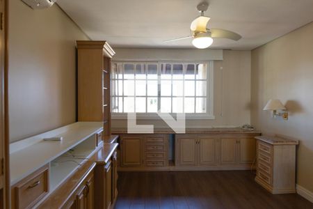 Casa de condomínio à venda com 228m², 3 quartos e 3 vagas Casa de condomínio à venda com 228m², 3 quartos e 3 vagasSuíte