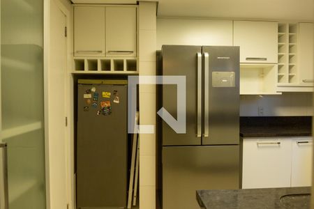 Casa de condomínio à venda com 228m², 3 quartos e 3 vagas Casa de condomínio à venda com 228m², 3 quartos e 3 vagasCozinha