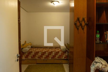 Casa de condomínio à venda com 228m², 3 quartos e 3 vagas Casa de condomínio à venda com 228m², 3 quartos e 3 vagasQuarto de Serviço