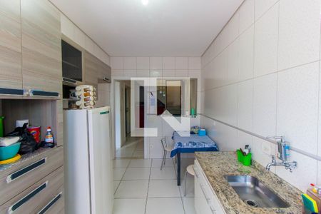 Casa à venda com 100m², 2 quartos e 2 vagasCozinha