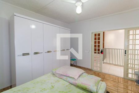Casa à venda com 100m², 2 quartos e 2 vagasQuarto 2