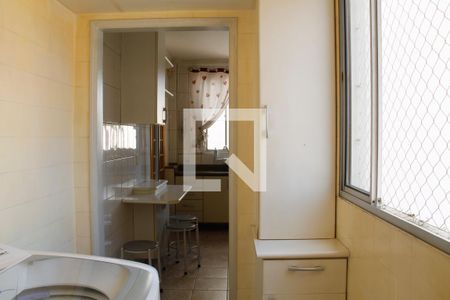 Apartamento à venda com 84m², 2 quartos e 1 vagaÁrea de Serviço