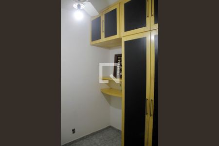 Apartamento à venda com 84m², 2 quartos e 1 vagaEscritório