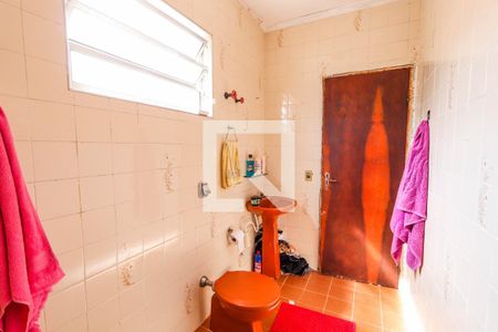 Casa à venda com 300m², 5 quartos e 3 vagas Casa à venda com 300m², 5 quartos e 3 vagasBanheiro - Suíte