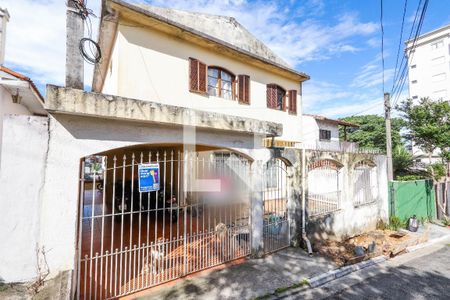 Casa à venda com 300m², 5 quartos e 3 vagas Casa à venda com 300m², 5 quartos e 3 vagasFachada