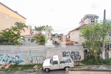 Casa à venda com 300m², 5 quartos e 3 vagas Casa à venda com 300m², 5 quartos e 3 vagasVista - Suíte