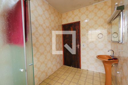 Casa à venda com 300m², 5 quartos e 3 vagas Casa à venda com 300m², 5 quartos e 3 vagasBanheiro Social 2