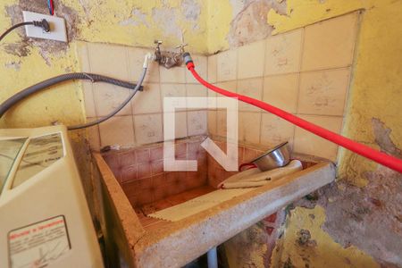 Casa à venda com 300m², 5 quartos e 3 vagas Casa à venda com 300m², 5 quartos e 3 vagasÁrea de Serviço