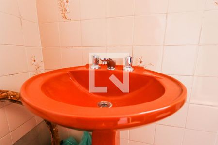 Casa à venda com 300m², 5 quartos e 3 vagas Casa à venda com 300m², 5 quartos e 3 vagasBanheiro Social