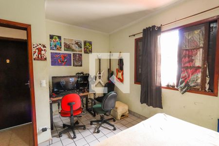 Casa à venda com 300m², 5 quartos e 3 vagas Casa à venda com 300m², 5 quartos e 3 vagasQuarto 2