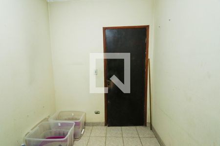 Casa à venda com 300m², 5 quartos e 3 vagas Casa à venda com 300m², 5 quartos e 3 vagasQuarto 1