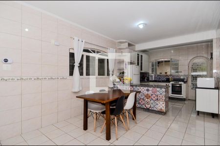 Casa para alugar com 280m², 3 quartos e 6 vagasCozinha