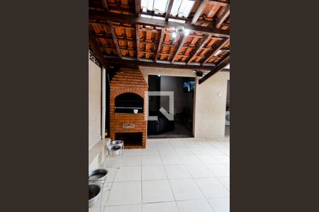 Casa para alugar com 280m², 3 quartos e 6 vagasQuintal