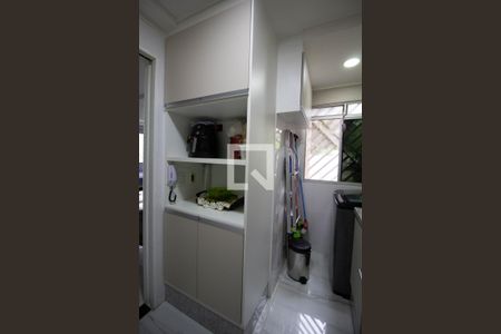 Apartamento à venda com 53m², 2 quartos e 1 vaga Apartamento à venda com 53m², 2 quartos e 1 vagaCozinha e Área de Serviço