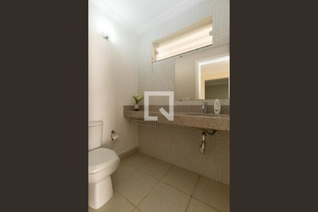 Casa à venda com 220m², 3 quartos e 3 vagasLavabo