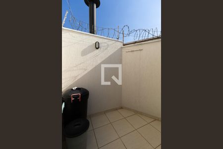 Casa à venda com 220m², 3 quartos e 3 vagasÁrea de Serviço